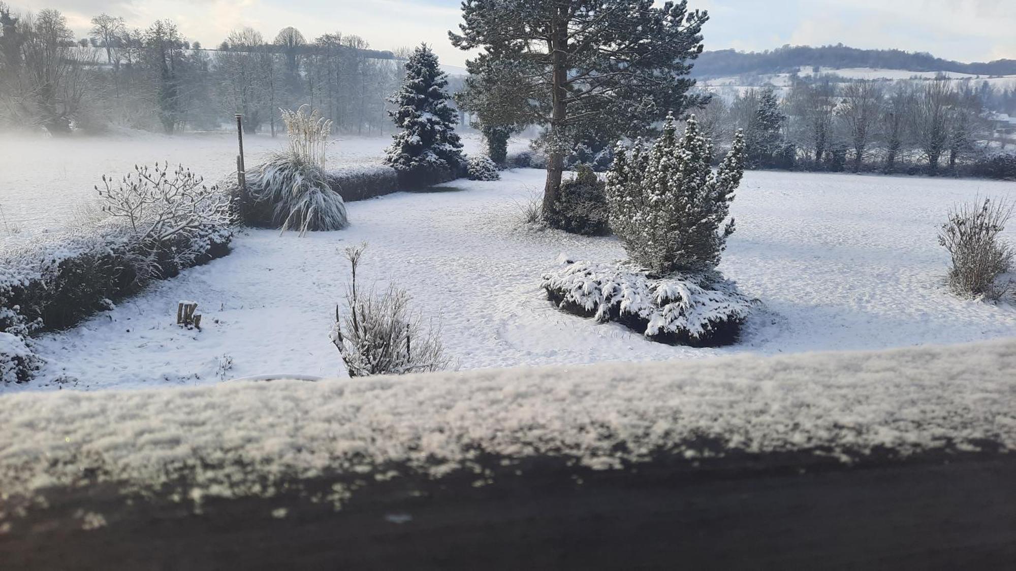 Villa Les 2 chaumières avec piscine Epinay Esterno foto