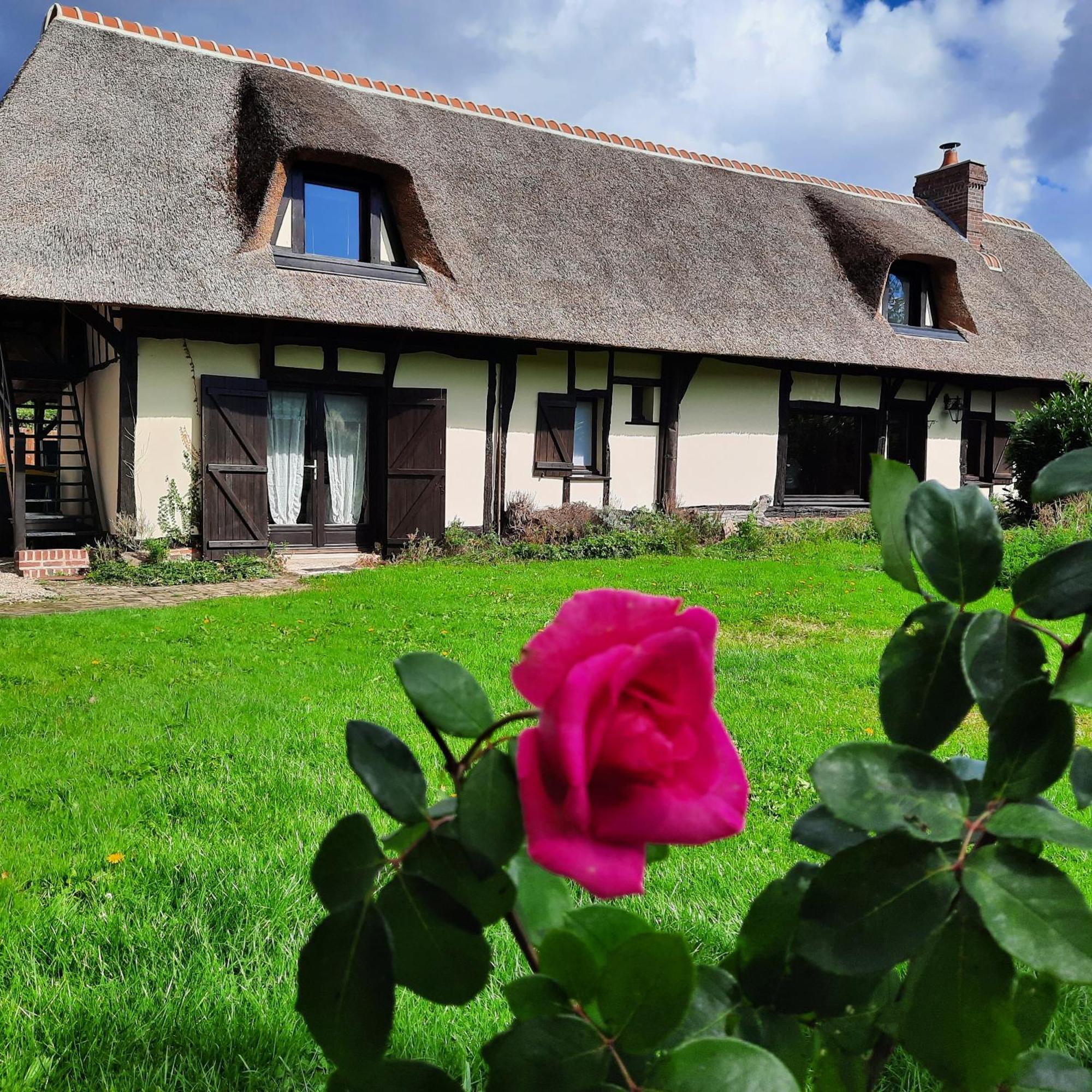 Villa Les 2 chaumières avec piscine Epinay Esterno foto