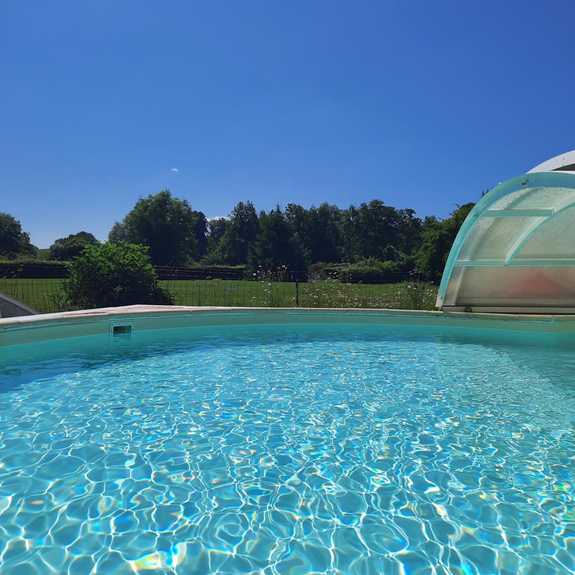 Villa Les 2 chaumières avec piscine Epinay Esterno foto